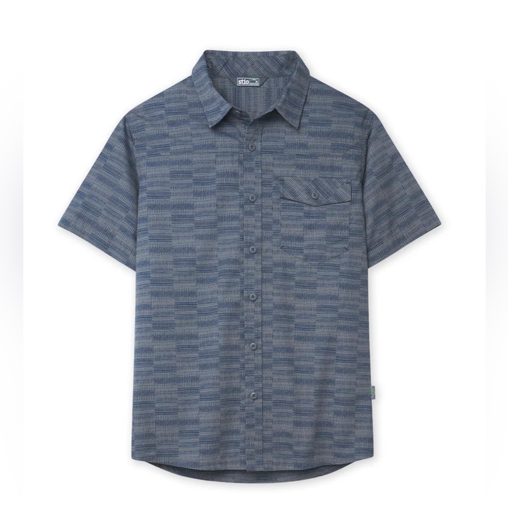 Stio Mens Curtis Camp Shirt in Fired Brick Size M